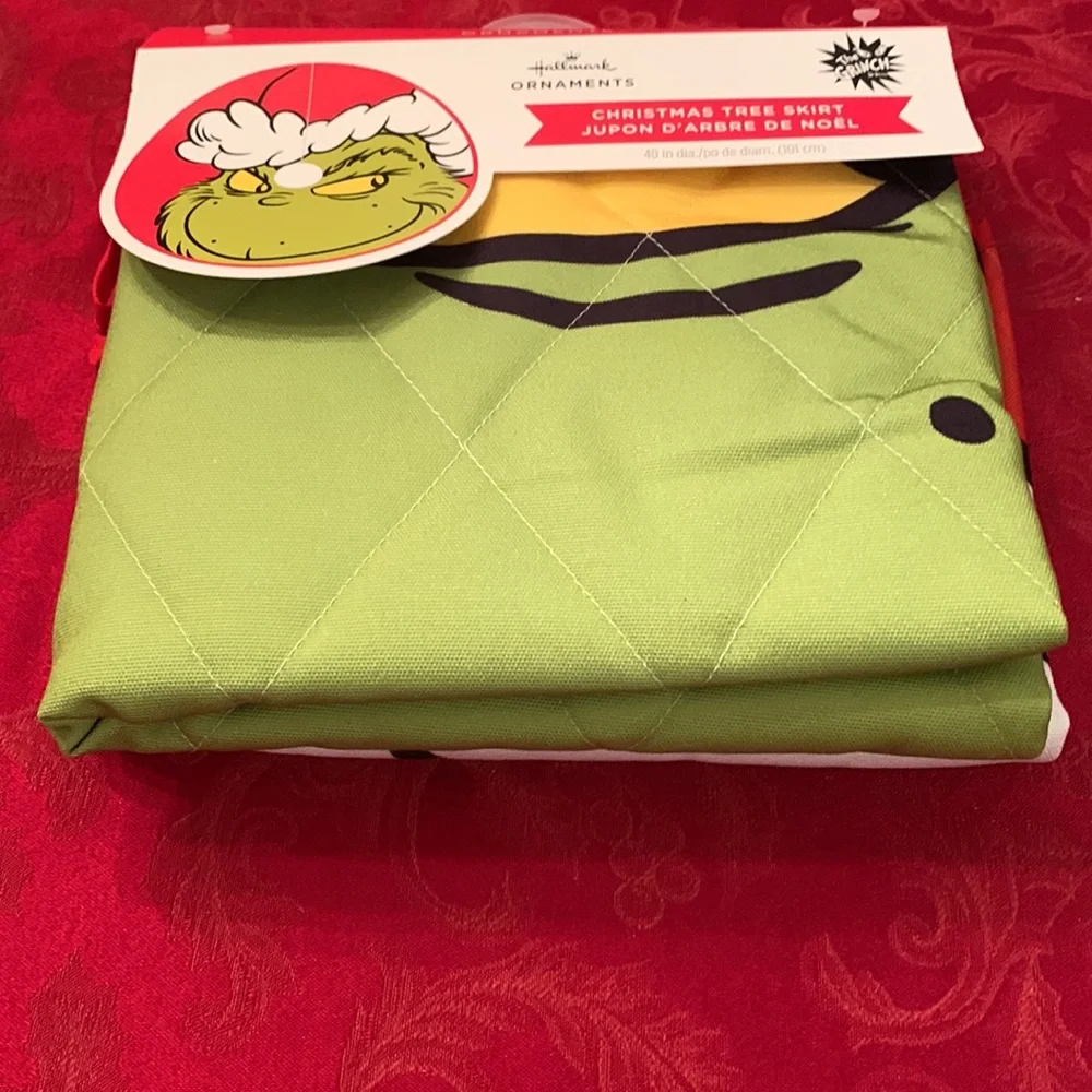 The Grinch Christmas tree skirt - Picture 8 of 8